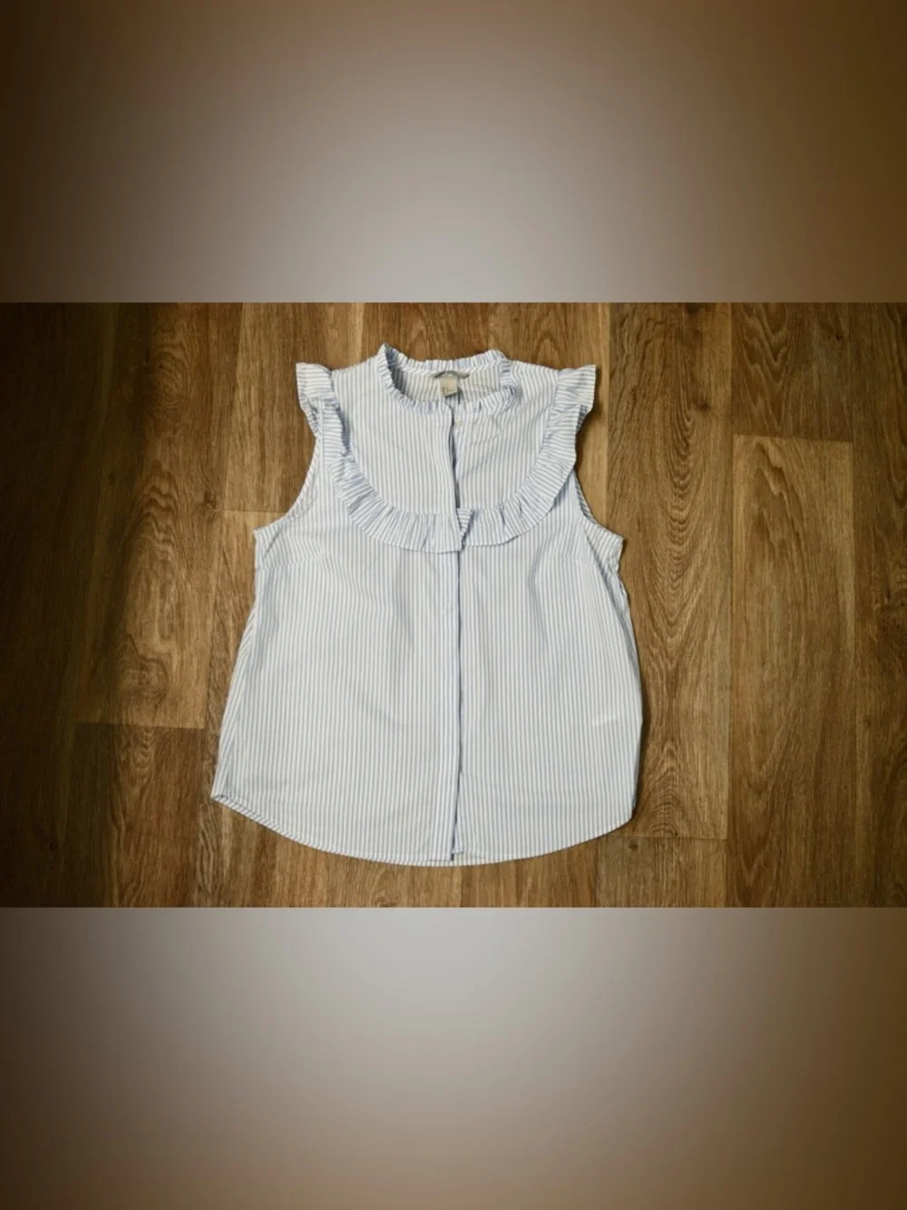 H&M Sleeveless Blouse Women’s Blue and White Striped Size 12 - Picture 2 of 15